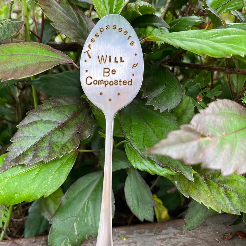 PLWalker Garden Plant Marker Friendship Gift for Women Gardeners, Plant Stake Label Sign Tag Gardening Gifts for Woman Plant Lovers, Metal Garden Decoration (Will Be Composted) - Image 3